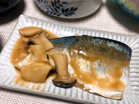 白味噌でサバの味噌煮